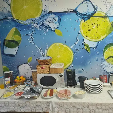 Limonade Vendeghaz Es Bisztro Gæstehus Balatonberény
